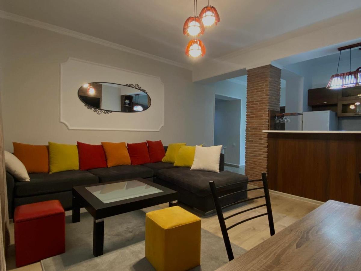 Neli & Zaal Guest House 텔라비 외부 사진